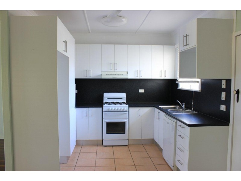56 Lagoon Street, West Mackay QLD 4740