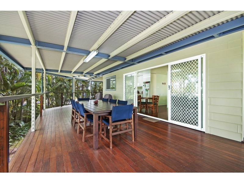 24 Lindeman Avenue, Slade Point QLD 4740