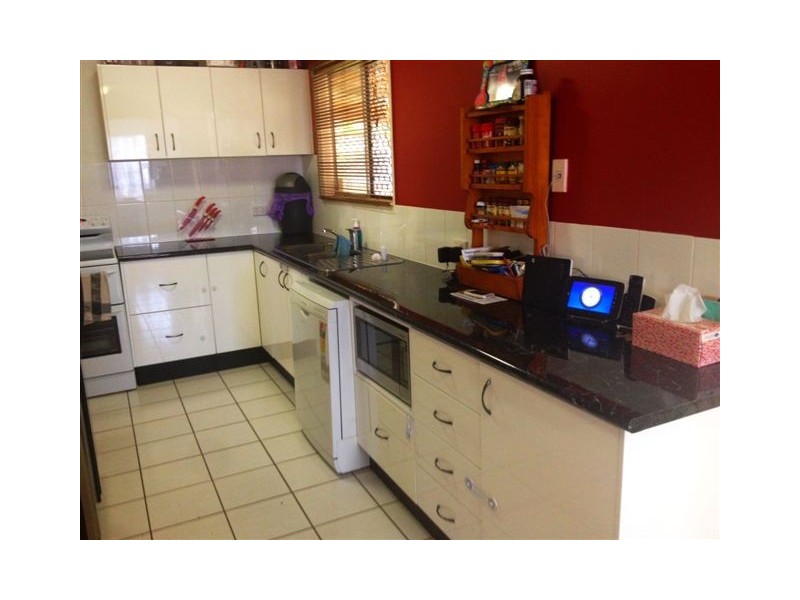 16 Irving Street, South Mackay QLD 4740