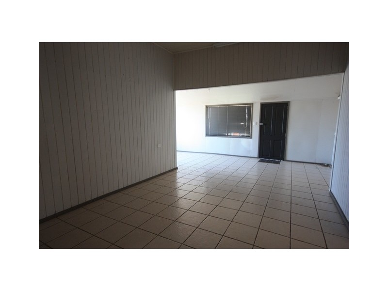 84 Holland Street, West Mackay QLD 4740