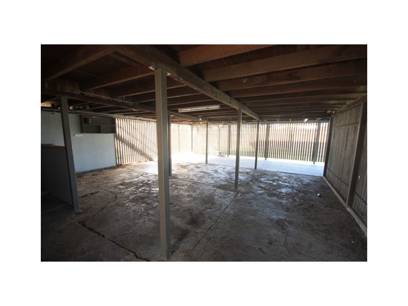 84 Holland Street, West Mackay QLD 4740