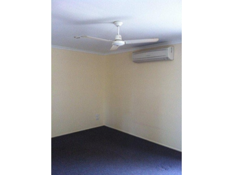 19 Robb Place, West Mackay QLD 4740