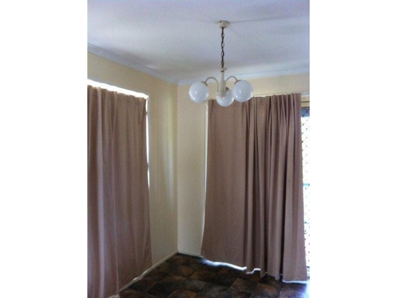 19 Robb Place, West Mackay QLD 4740