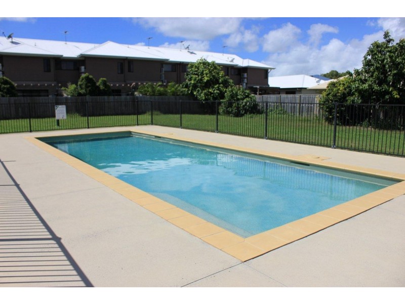 12/7 Bilgola Place, Blacks Beach QLD 4740