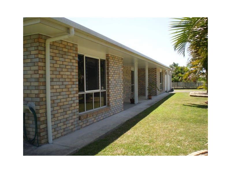 23 Broomdykes Drive, Beaconsfield QLD 4740