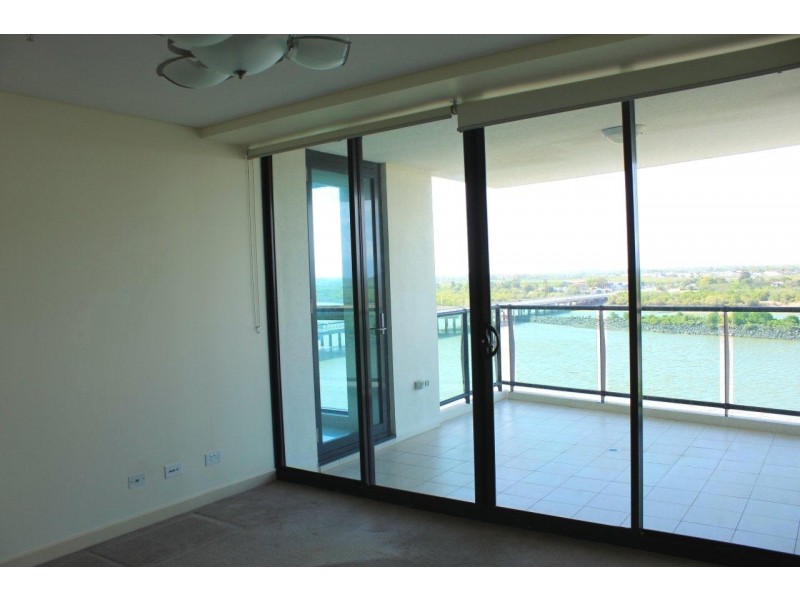 702/27 River Street “Crown Apartment”, Mackay QLD 4740