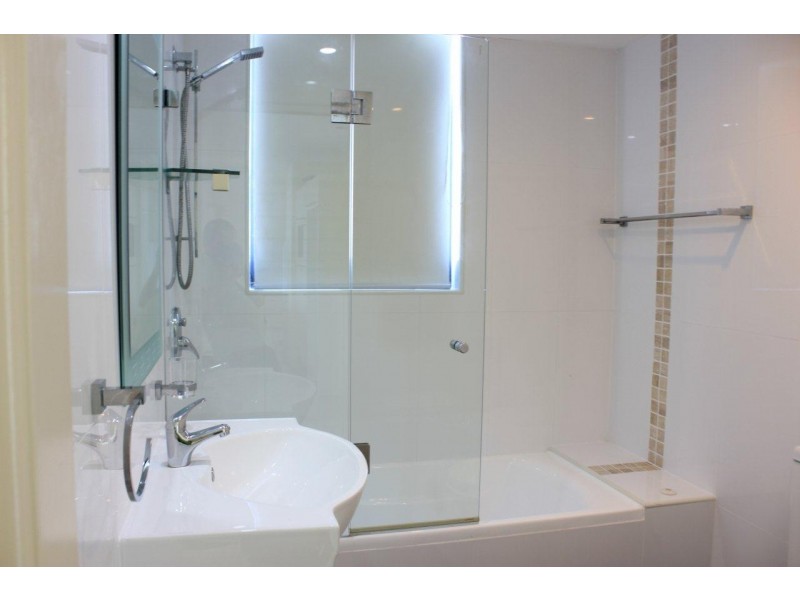 702/27 River Street “Crown Apartment”, Mackay QLD 4740