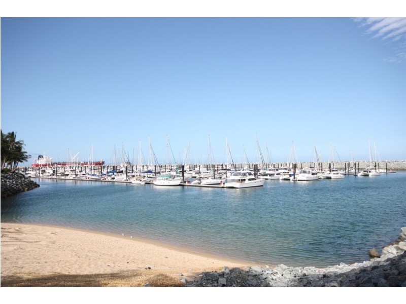 55/8 Breakwater Access Rd, Mackay Harbour QLD 4740