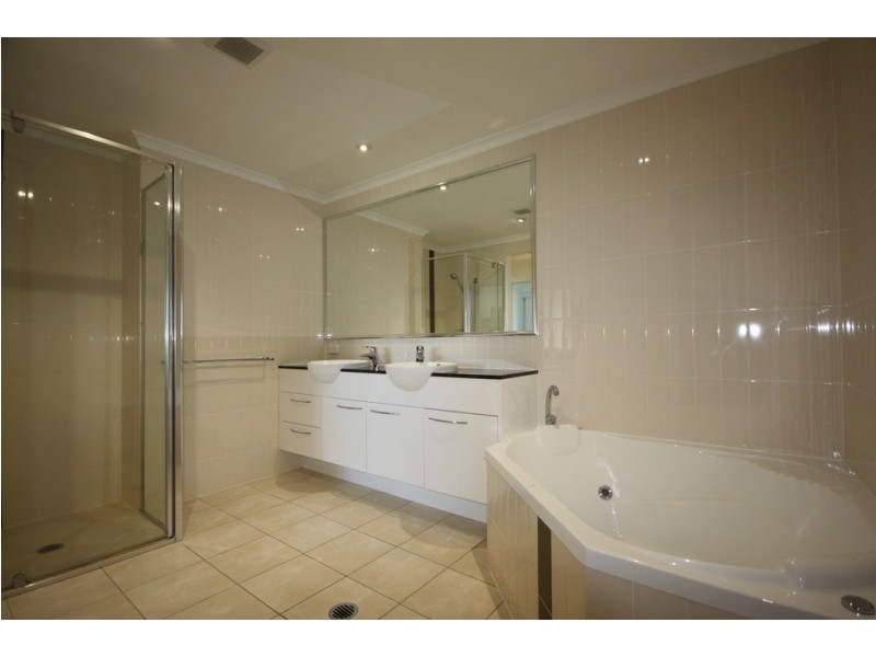 55/8 Breakwater Access Rd, Mackay Harbour QLD 4740