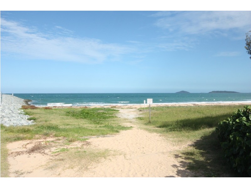 55/8 Breakwater Access Rd, Mackay Harbour QLD 4740