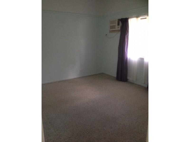 6 Bowman Street, West Mackay QLD 4740