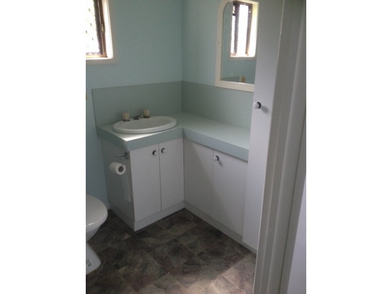 6 Bowman Street, West Mackay QLD 4740