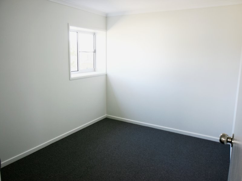 20 Davey Street, Glenella QLD 4740