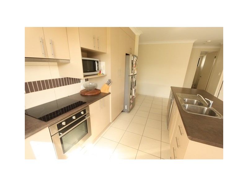 14 Sonoran Street, Rural View QLD 4740