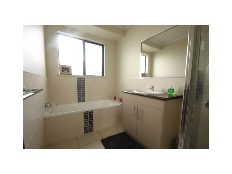 14 Sonoran Street, Rural View QLD 4740