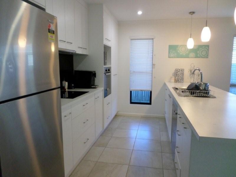 13 Kingslea Court, Ooralea QLD 4740