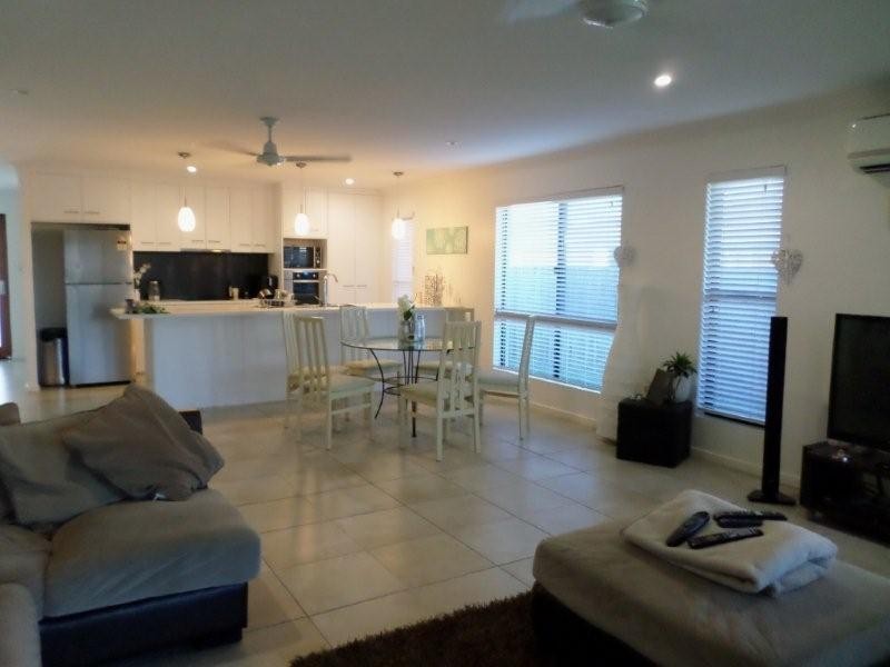 13 Kingslea Court, Ooralea QLD 4740