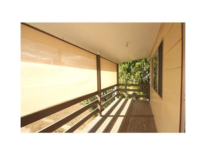 27 Beardmore Crescent, Dysart QLD 4745