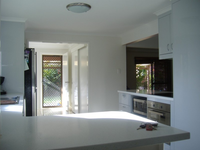 10 Paton Terrace, Slade Point QLD 4740