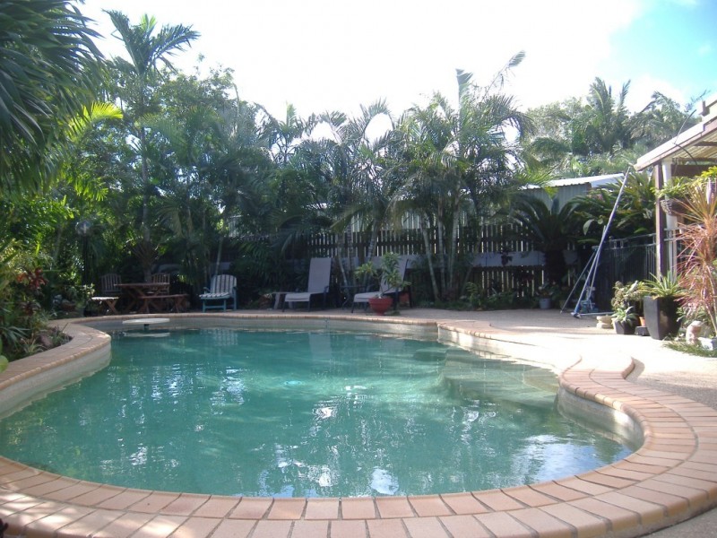 10 Paton Terrace, Slade Point QLD 4740