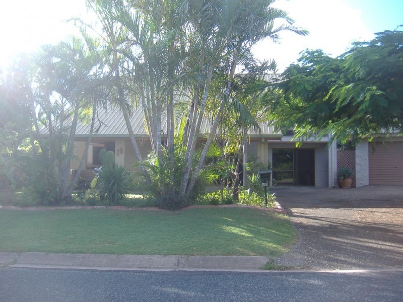 10 Paton Terrace, Slade Point QLD 4740