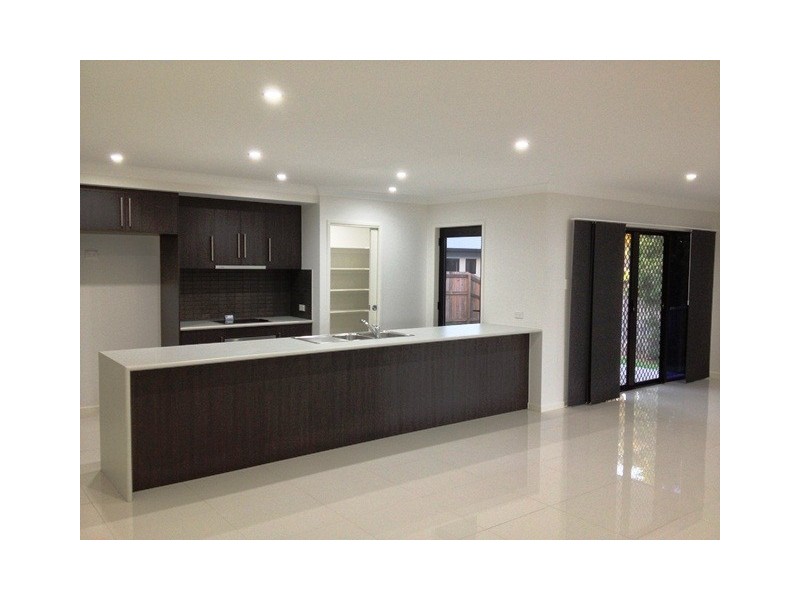 15 Cinnamon Drive, Glenella QLD 4740