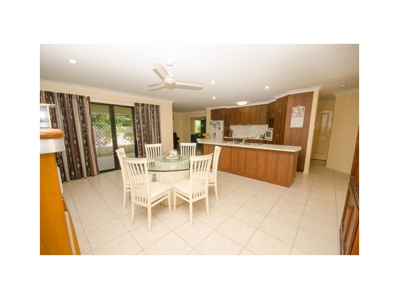 11C Sologinkin Rd, Rural View QLD 4740