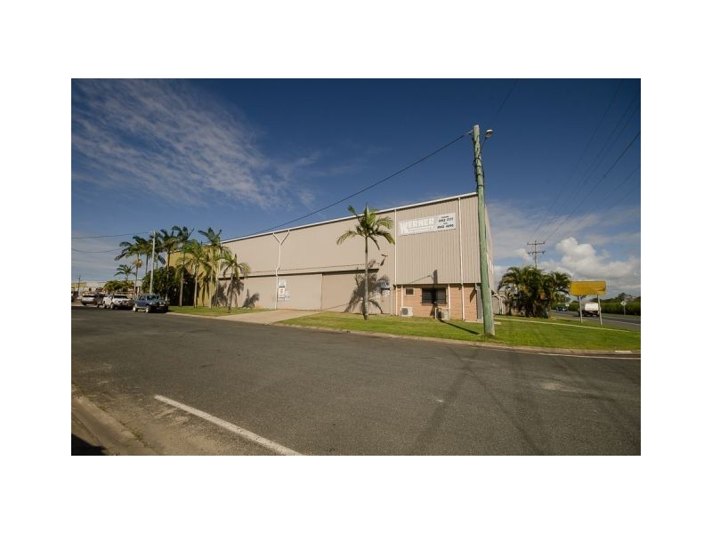 2 Rockleigh Crt, Glenella QLD 4740