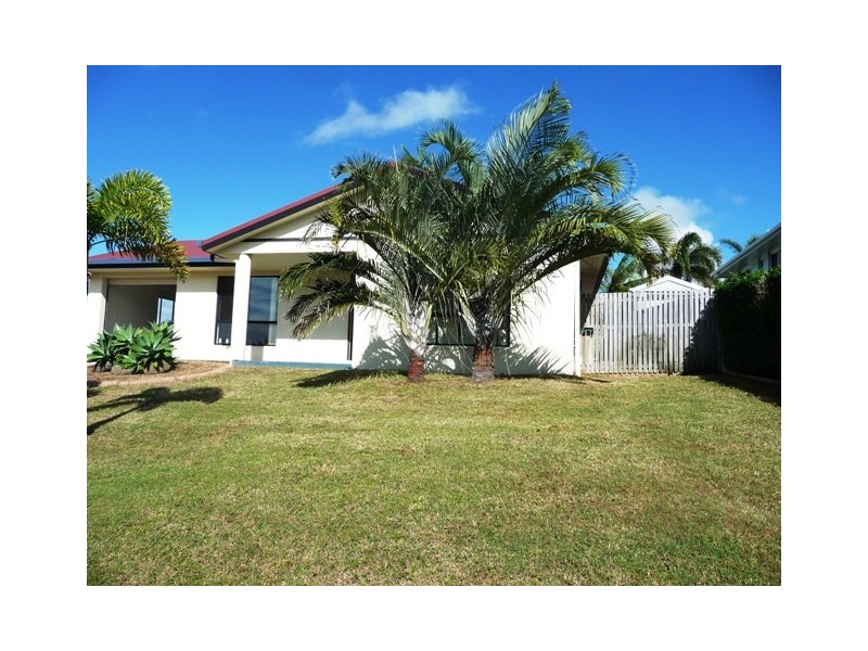 1 Avalon Drive, Rural View QLD 4740