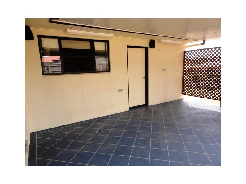 1 Avalon Drive, Rural View QLD 4740