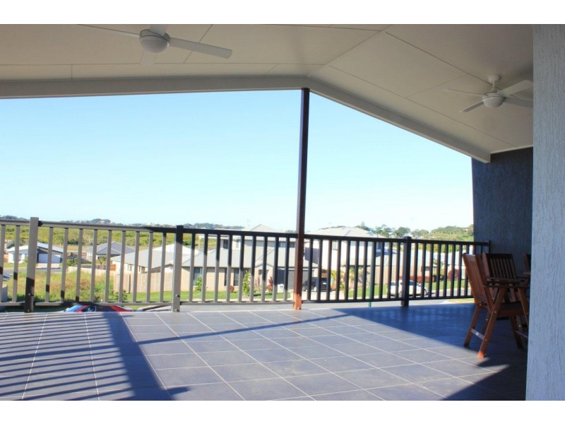 17 Brearley Court, Rural View QLD 4740