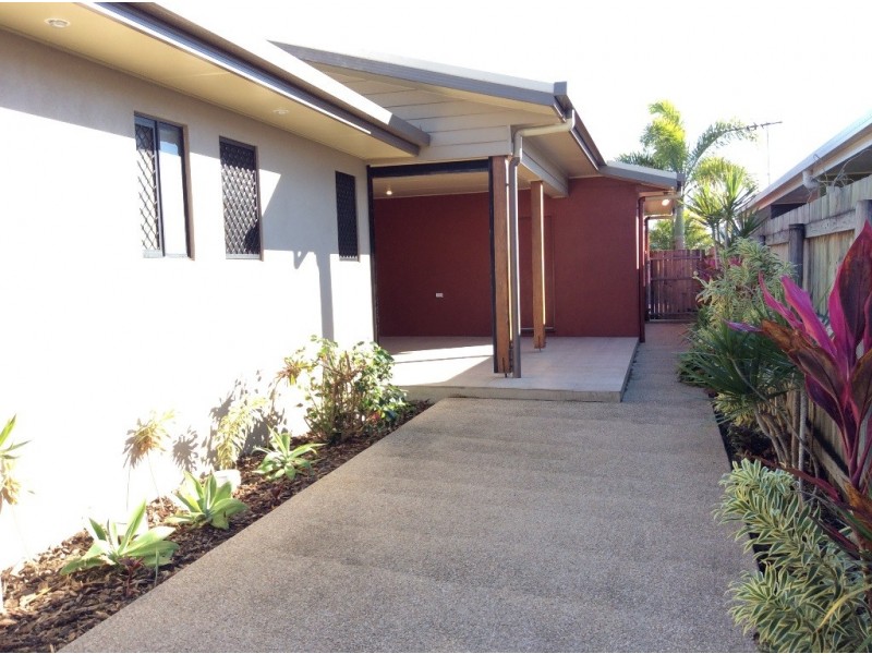 5 Rosemoor Court, Glenella QLD 4740