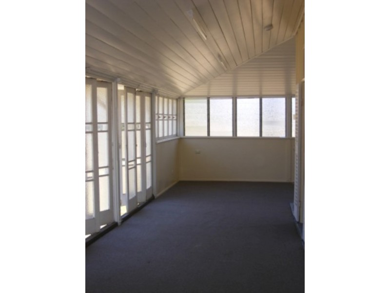 2/32 Pugsley Street, Walkerston QLD 4751