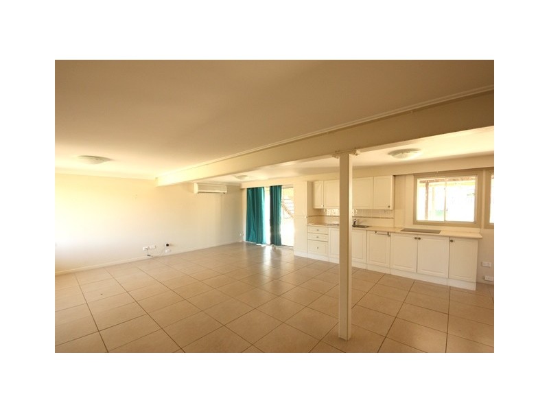 11 The Barons Drive, Andergrove QLD 4740