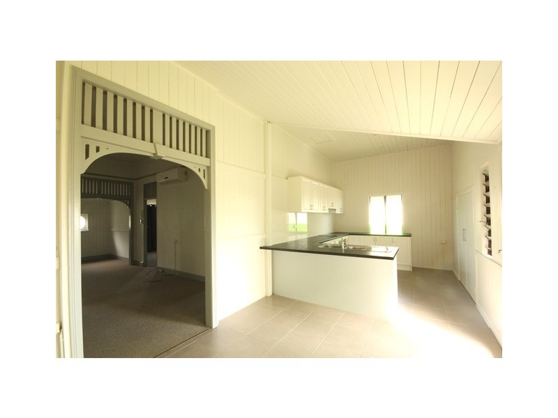 14 Hucker Street, Mackay QLD 4740