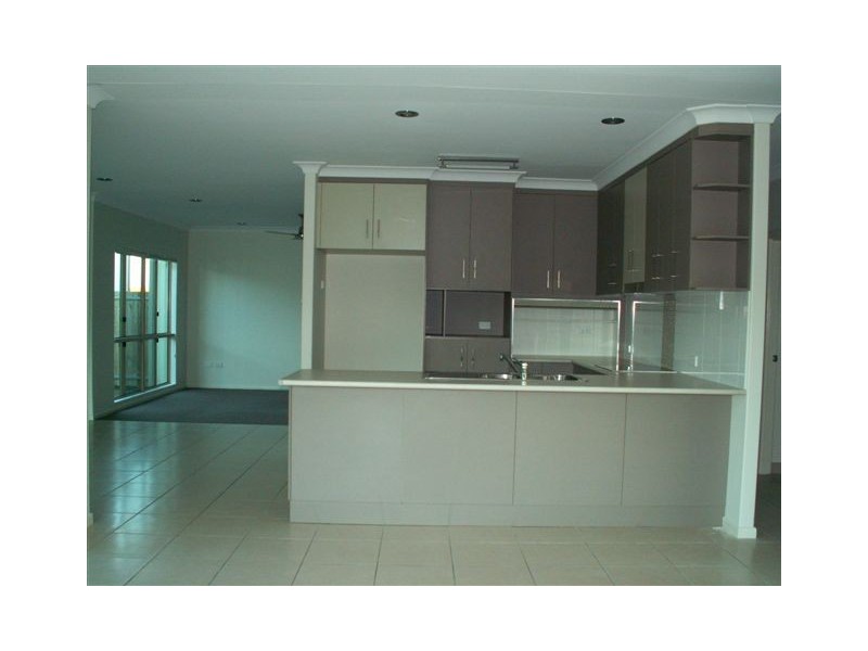 89 Village Circuit, Eimeo QLD 4740