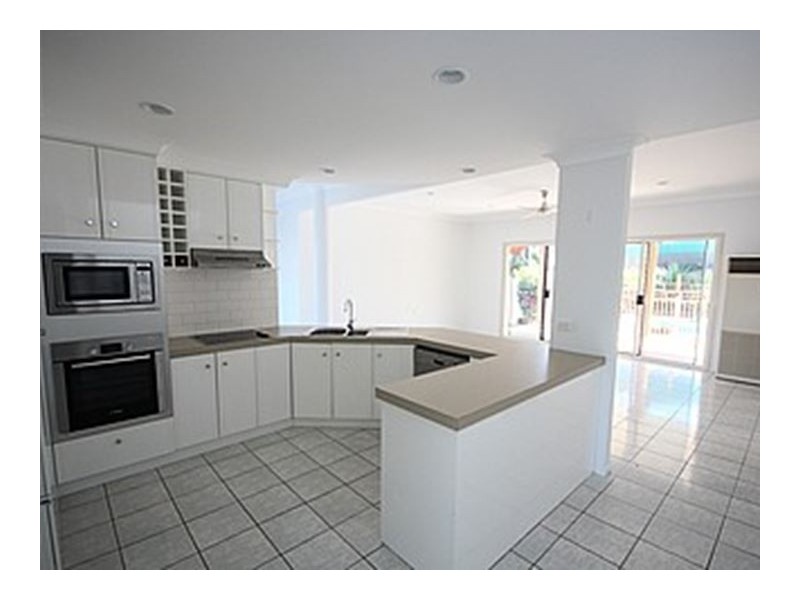 40 Anthony Vella St, Rural View QLD 4740