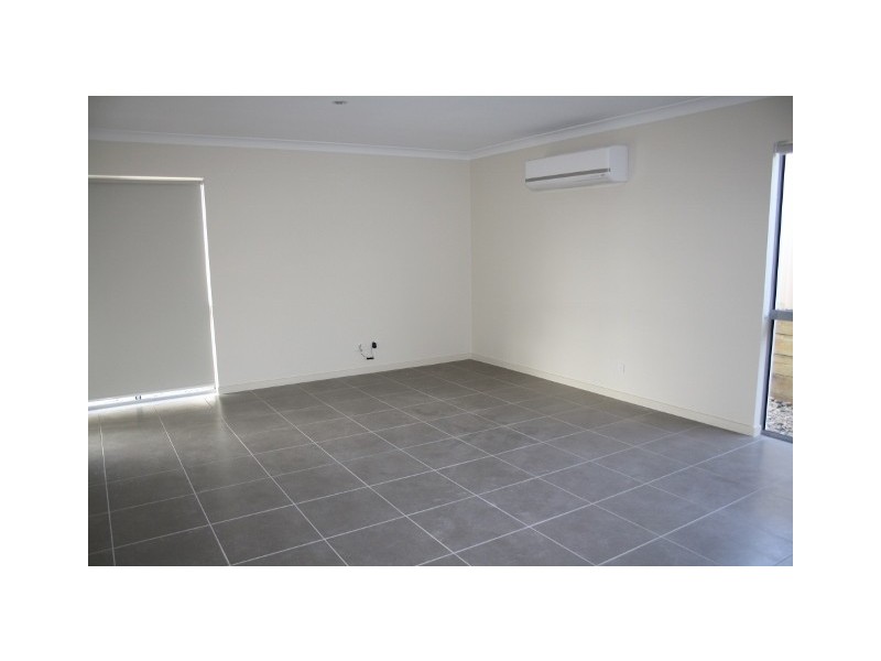 2/55 Hannay Street, Moranbah QLD 4744