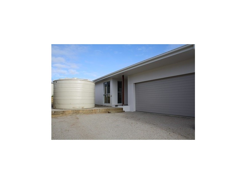 2/55 Hannay Street, Moranbah QLD 4744