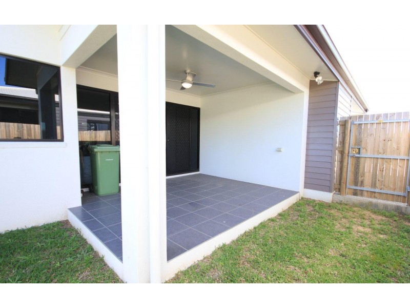 2/1 Kenzey Street, North Mackay QLD 4740