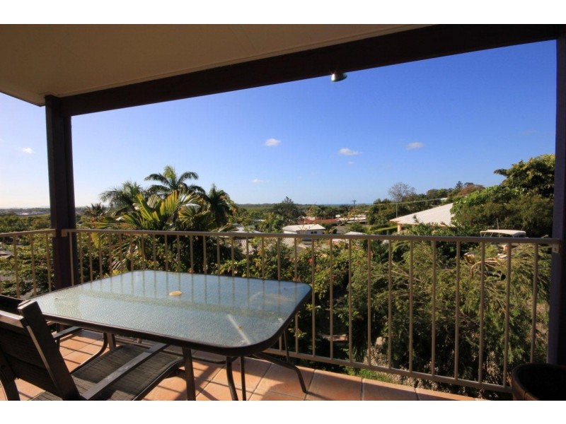 2 Eulbertie Avenue, Eimeo QLD 4740