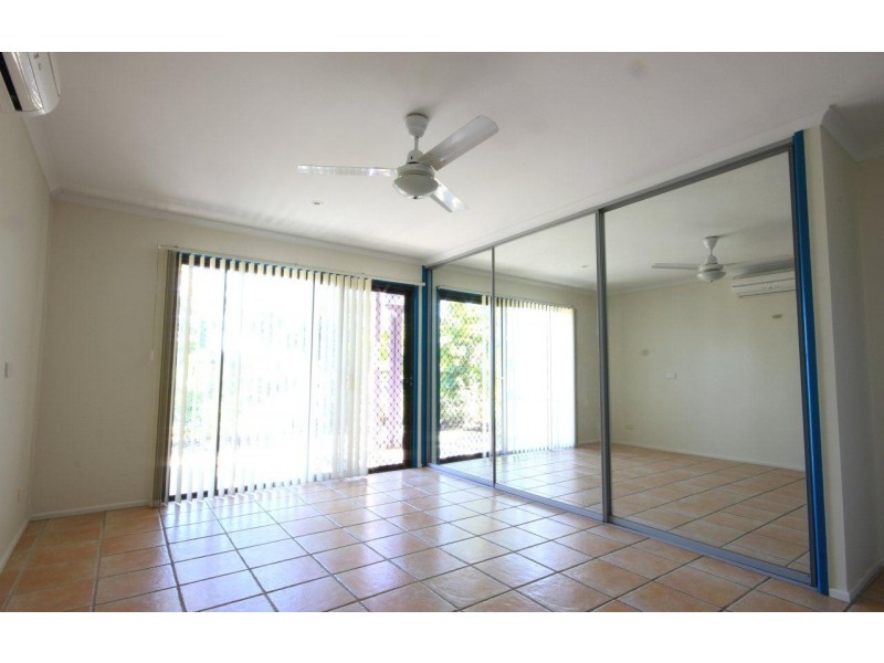 2 Eulbertie Avenue, Eimeo QLD 4740