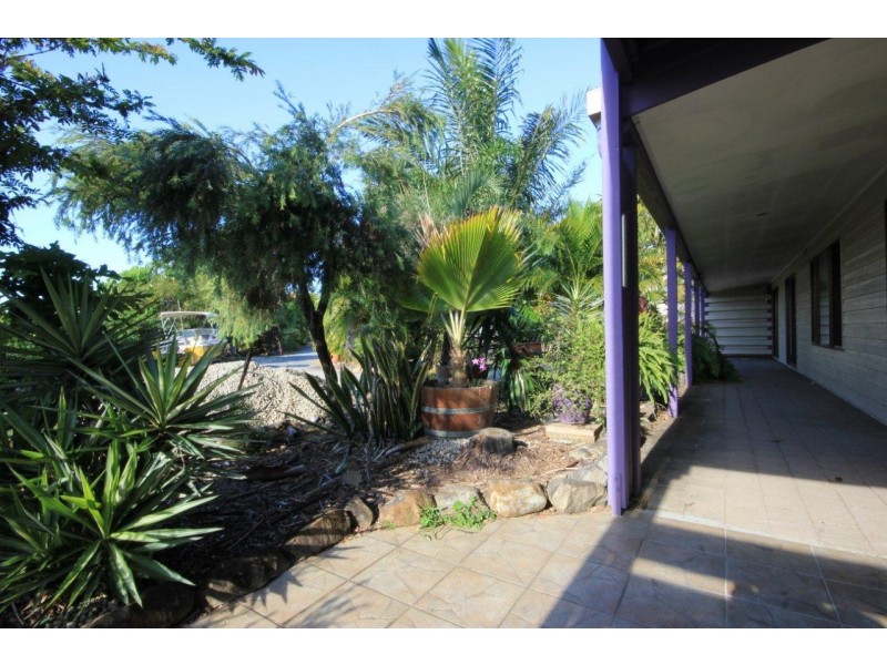 2 Eulbertie Avenue, Eimeo QLD 4740