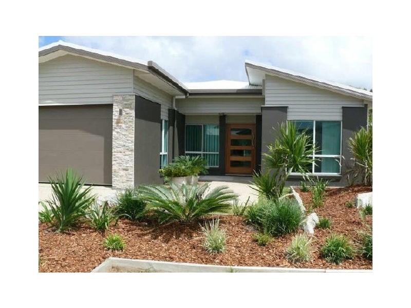 81 Village Crescent, Eimeo QLD 4740