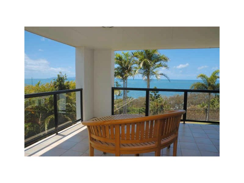 17 Sunrise Place, Blacks Beach QLD 4740