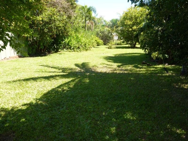21 Youngs Lane, Walkerston QLD 4751