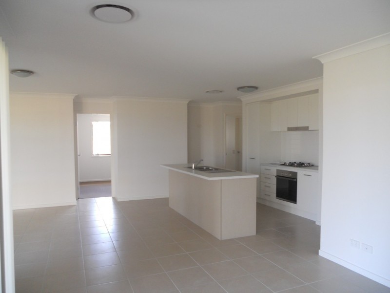 15 Elizabeth Street, Mirani QLD 4754