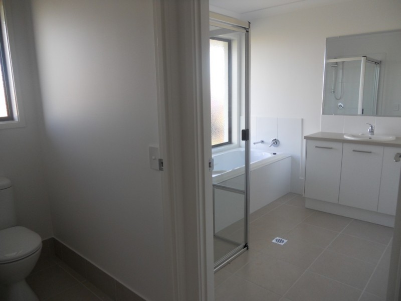 15 Elizabeth Street, Mirani QLD 4754