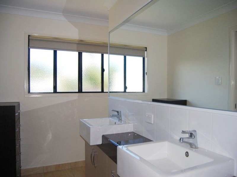4 Collette Court, Marian QLD 4753