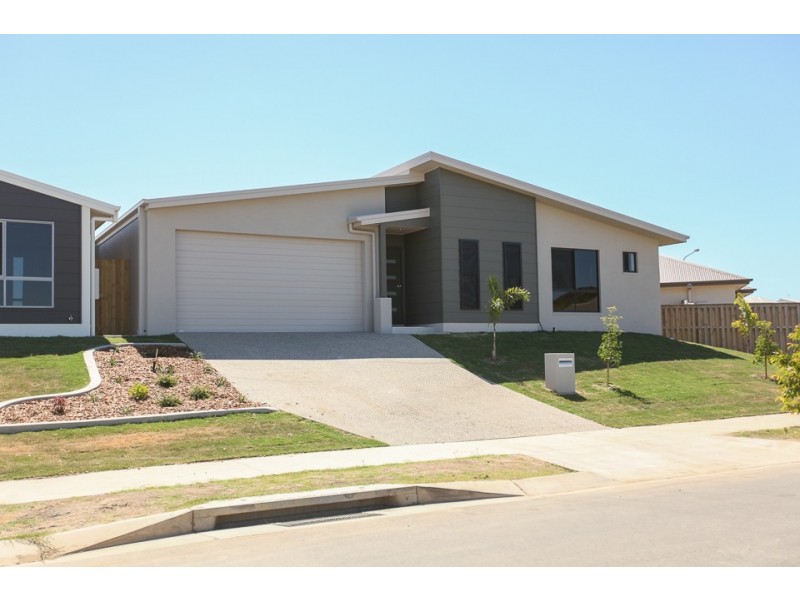 2/65 Caroval Drive, Rural View QLD 4740